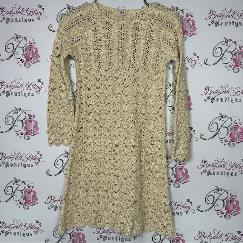Dress sparkly knit crochet gold beige stretchy shimmer glitter swoop cuffs cute